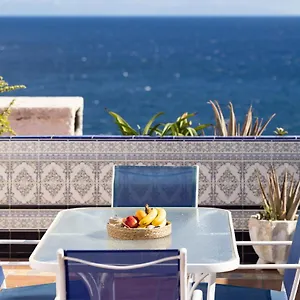 https://home2book-ocean-breeze-candelaria-terrace-pool.in-canary-islands.com